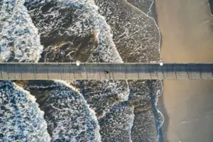 Seebrücke Bansin Seebrücke in Bansin über der Ostsee von oben fotografiert.